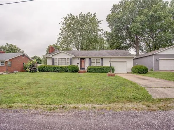 104 Weston St, Troy, IL 62294