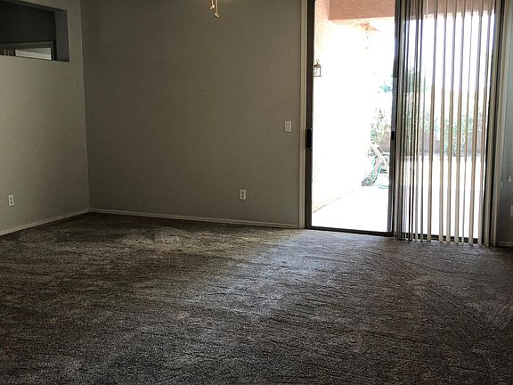 Great Room, new carpeting installed 06.05.20