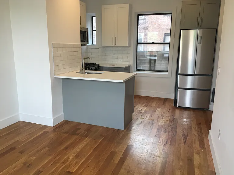166 Clinton Ave #10E — Photo 6