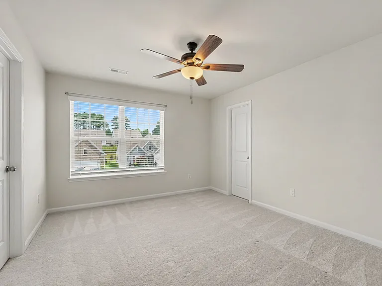 214 Kennerly Center Dr — Photo 14