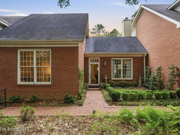 243 Eastbrooke St, Jackson, MS 39216