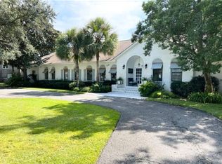 4036 Riverside Dr, Brunswick, GA 31520