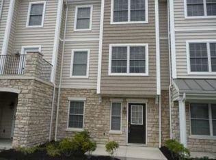 216 Autumn Ridge Cir, Pickerington, OH 43147