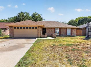 2413 Channing Dr, Grand Prairie, TX 75052
