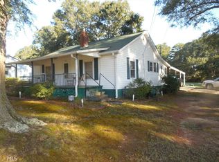 24 Sprayberry Rd, Newnan, GA 30263