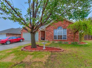 12324 SW 12th St, Yukon, OK 73099