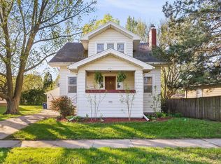 1915 W 4th St, Waterloo, IA 50701