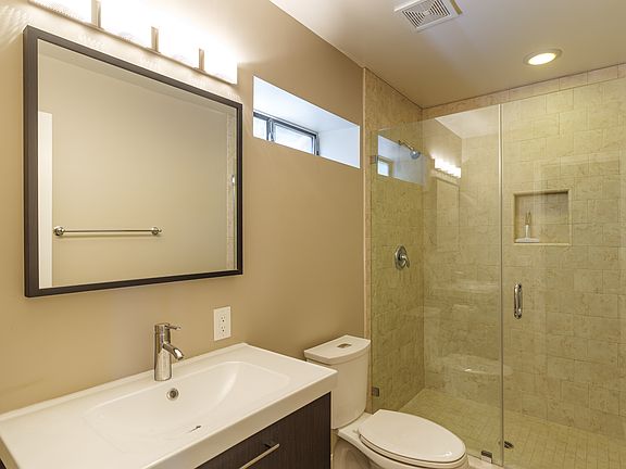 3rd image of 334 Santa Margarita Dr