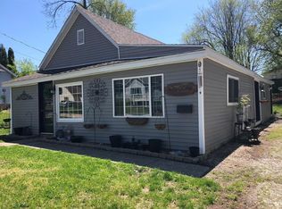 425 W Indiana Ave, Bloomfield, IN 47424