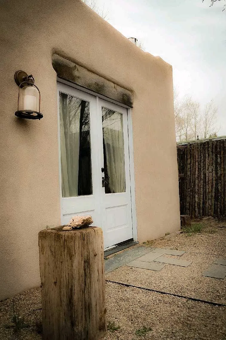 Studio, 400 sqft, $1,250 — Photo 2