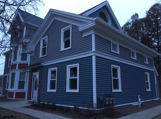 11210 W Mequon Rd, Mequon, WI 53097