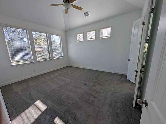 4th image of 2948 Youngwood St