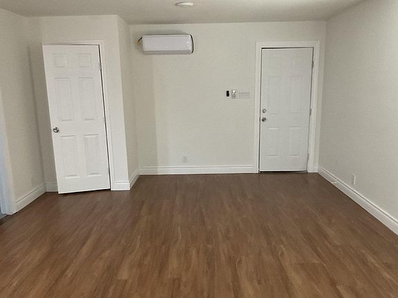 4th image of 114 Canadian St #1