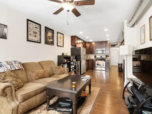 1716 N Campbell Ave #G, Chicago, IL 60647