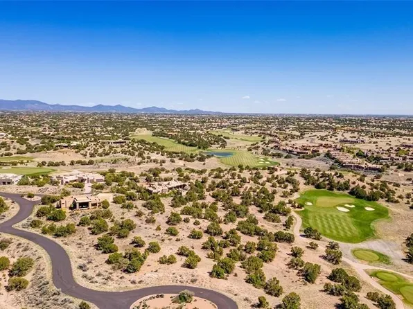 6 Luna Nueva, Santa Fe, NM 87506