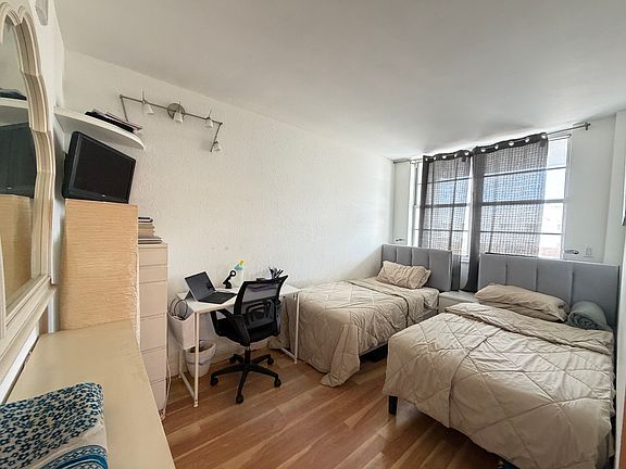 4th image of 2829 Indian Creek Dr APT 304