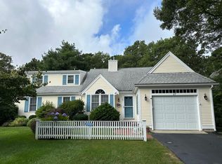 27 Tidal Ln, Hyannis, MA 02601