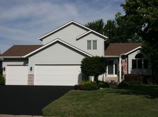 1780 Park Ridge Dr, Chaska, MN 55318