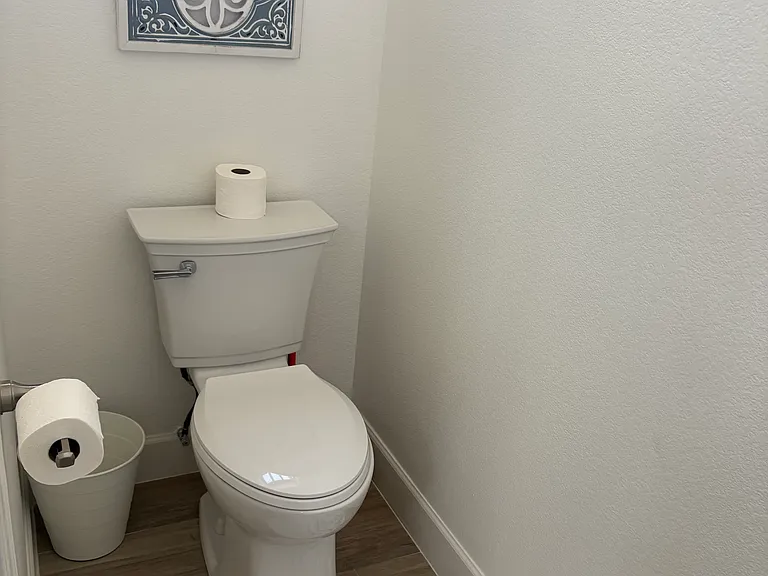 123 N Washington St #27 — Photo 8