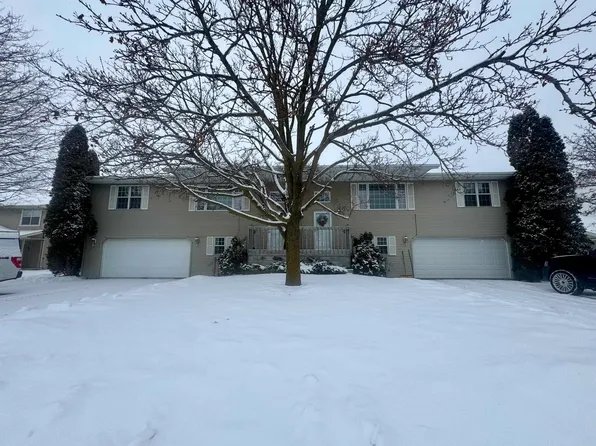 2966 Manitowoc Rd, Green Bay, WI 54311