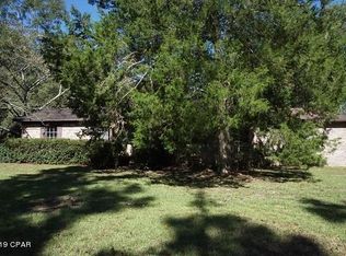2712 Pioneer Rd, Chipley, FL 32428