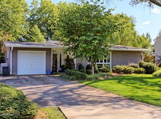 7208 Woolrich Rd, Graymoor Devondale, KY 40222