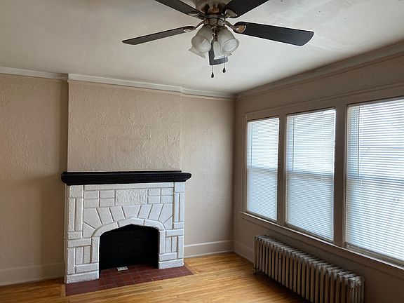 5th image of 660 Marquette Dr
