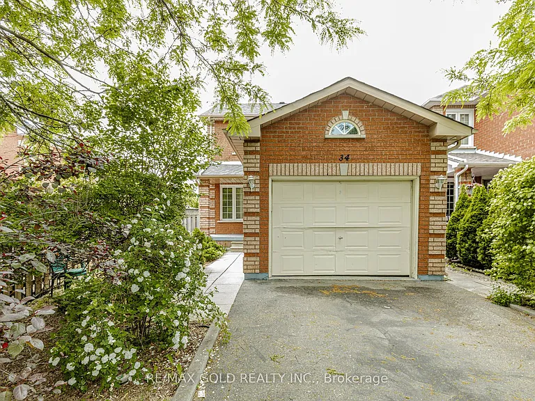 34 White Tail Cres — Photo 2