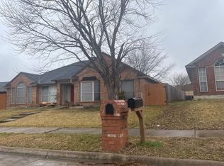 1419 Springcrest Dr, Mesquite, TX 75149