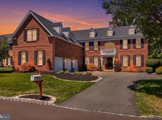 205 Hazeltine Cir, Blue Bell, PA 19422