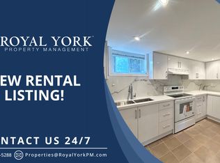 169 Clarence St #2, Vaughan, ON L4L1L4