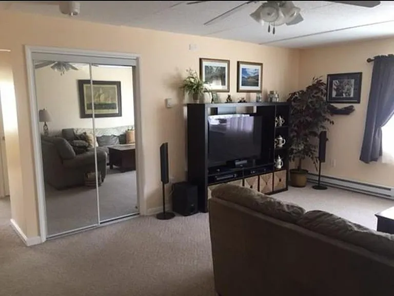 22 Faxon St #7 — Photo 2