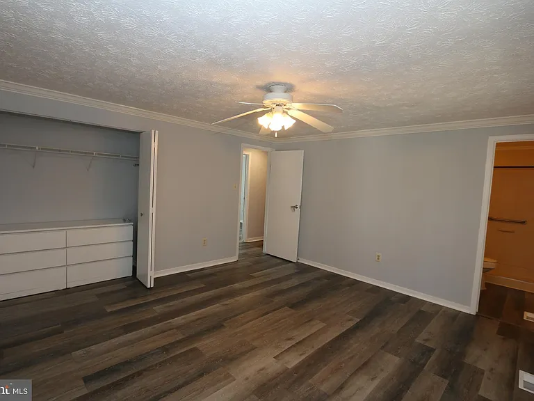 6512 Cricket Pl — Photo 18