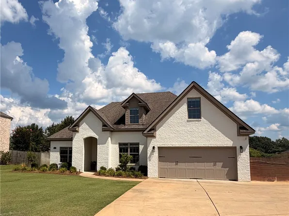 144 Vineyard Ct, Auburn, AL 36830