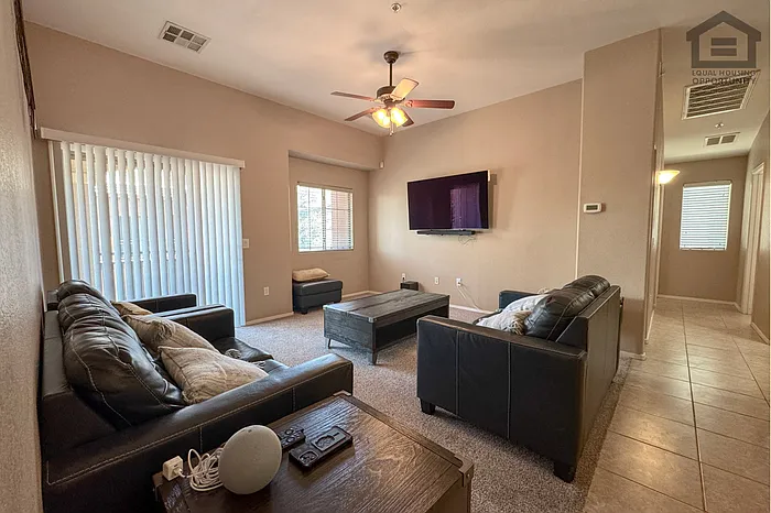 2727 N Price Rd #6 — Photo 8