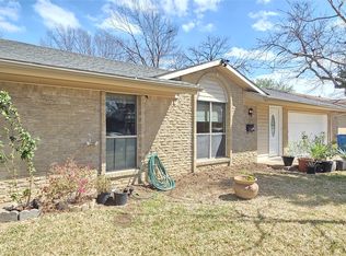 1807 Redbud Cir, Carrollton, TX