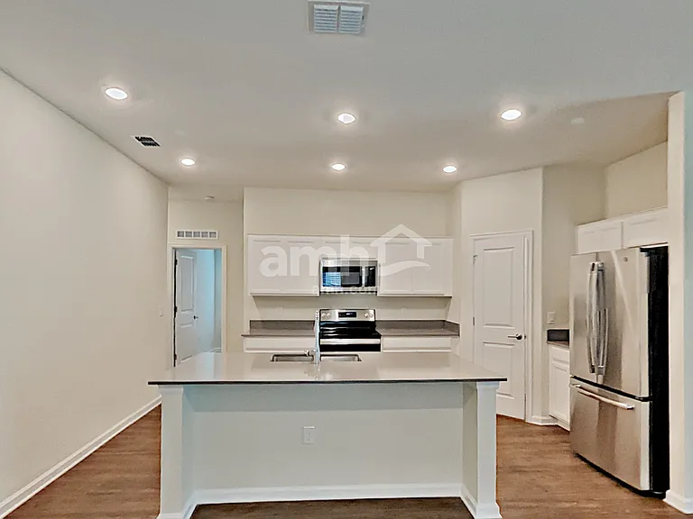 4349 Seven Canyons Dr — Photo 4