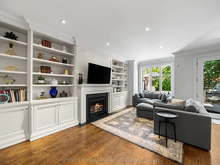 200 Donlea Dr — Photo 10