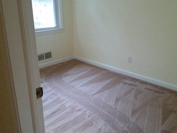 5th image of 5117 Birch Ln