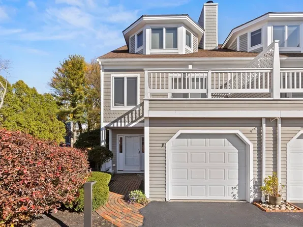 7 Raven Ln Unit 7, Gloucester, MA 01930
