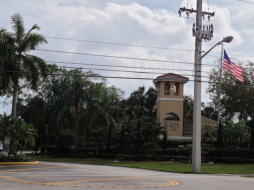 1st image of 9483 Palm Cir N