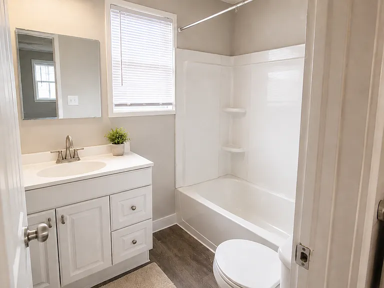 1405 Moore St #2 — Photo 4