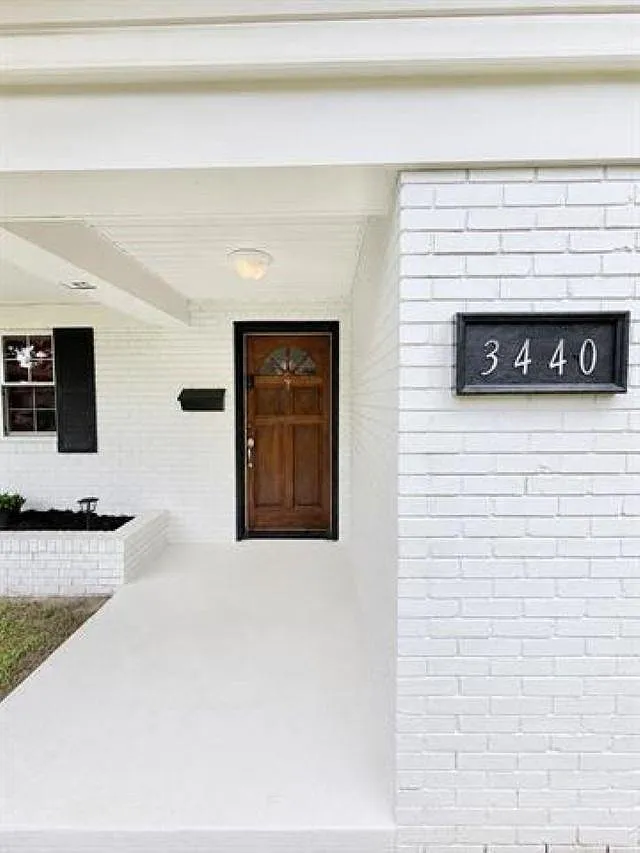 4 bed, 3.5 bath, 3511 sqft, $3,495 — Photo 3