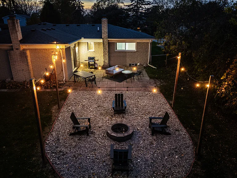 5038 Dayton Dr — Photo 43