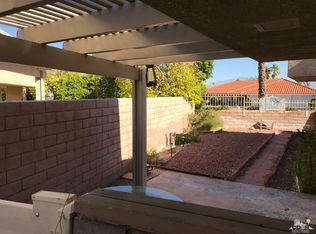1467 S Sunflower Cir, Palm Springs, CA 92262