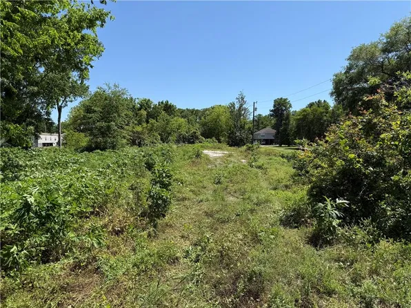 965 Jean Lafitte Blvd, Lafitte, LA 70067