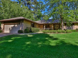 109 Brookhollow Dr, Huntsville, TX 77340