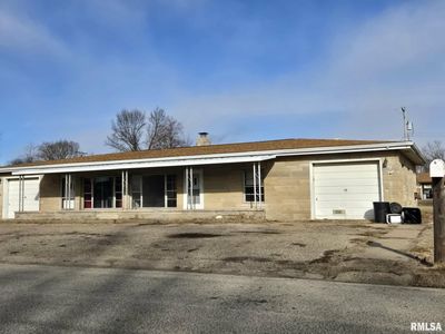 25 & 27 Argonne Dr, Canton, IL, 61520