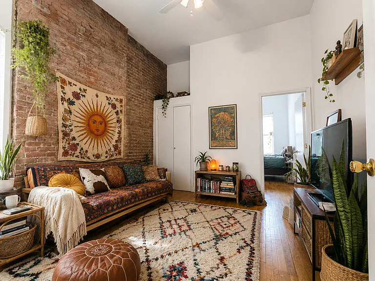 349 W 45th St #5FE — Photo 1