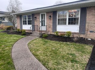 3624 Darbyshire Dr, Hilliard, OH